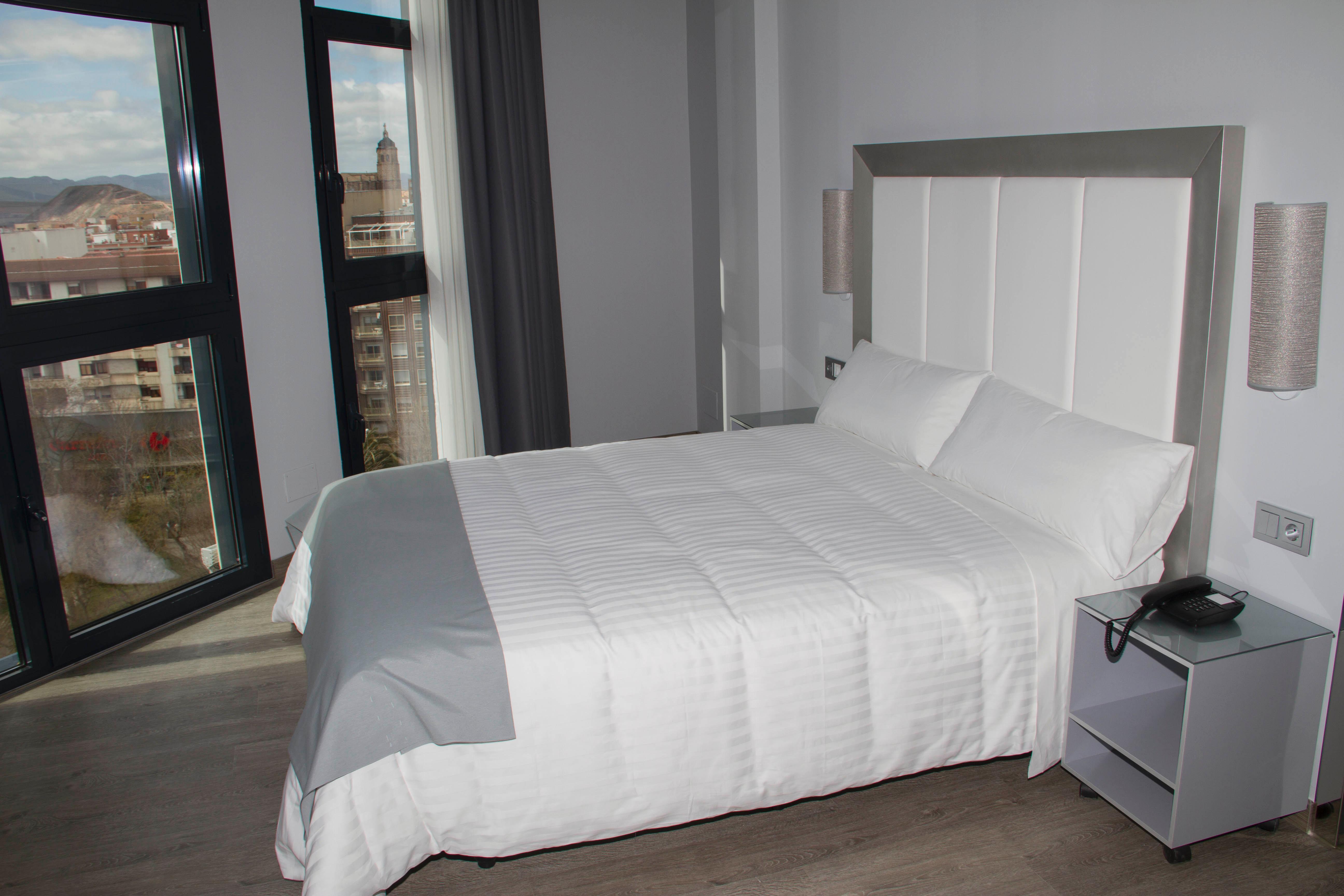 Hotel Santa Eulalia Пуертоляно Екстериор снимка
